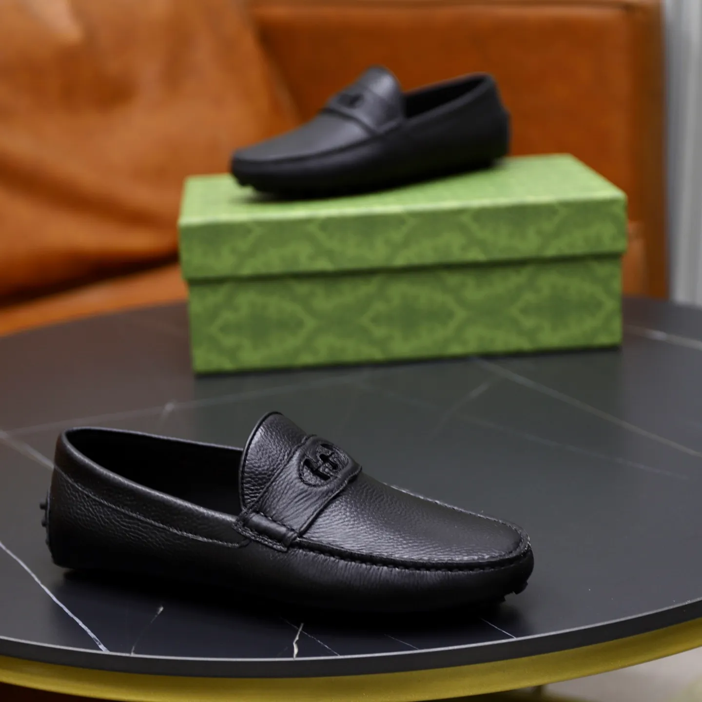 Ex-factory price: 460💰[GUCCI] Gucci ⚠️High-end men’s driving and pedal series ⚠️38-44 (customized for 45) ⚠️All original cowhide leather! Thick and soft! Made entirely of calfskin lining! Rubber sheet anti-slip beanie sole! Three-dimensional package technology! Fashionable and classic! Handicrafts! Original high quality! Feel free to compare!